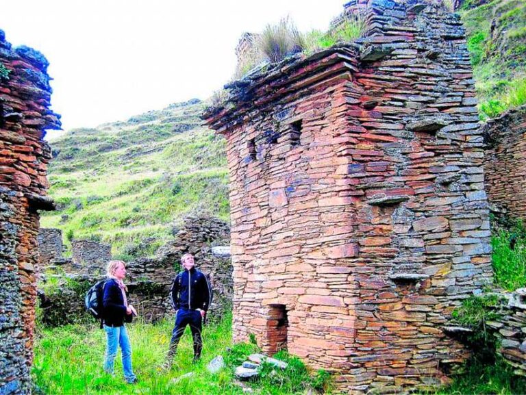 Conozca el complejo arqueológico de Garu
